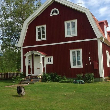 Mora Vandrarhem Och Gaesthem Vinäs Exteriér fotografie